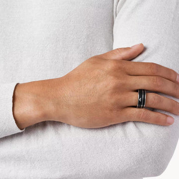 Ανδρικό δαχτυλίδι Emporio Armani EGS2032040 σε ασημί-μαύρο χρώμα από ανοξείδωτο ατσάλι.